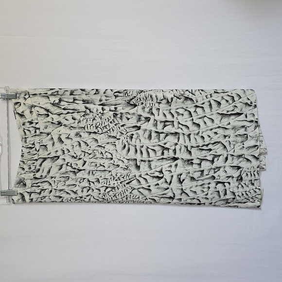 Helmut Lang Black & White Faux Wrap Skirt. Size Small - Picture 5 of 10